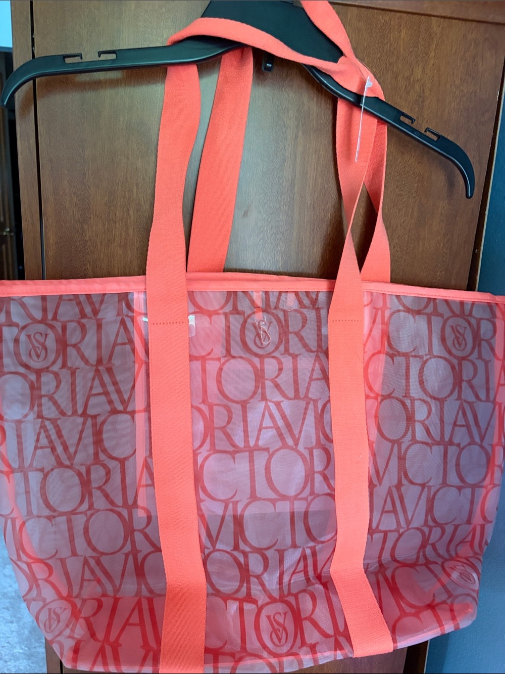 NWT Victoria's Secret Coral Logo Mesh Tote Beach Bag - Picture 2 of 7